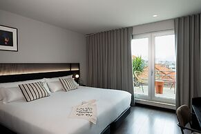 Chic & Basic Gravity