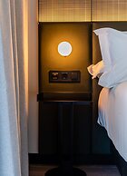 Chic & Basic Gravity