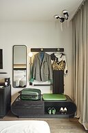 Chic & Basic Gravity