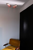 Chic & Basic Gravity