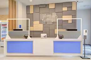 Holiday Inn Express & Suites Charlotte Southwest by IHG
