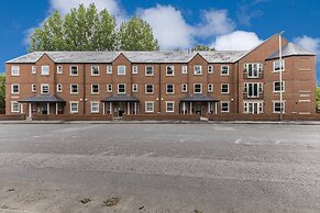 Pullman House Serviced Apartments