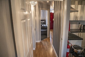 Pullman House Serviced Apartments