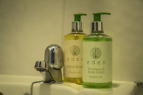 Pullman House Serviced Apartments