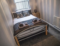 Pullman House Serviced Apartments