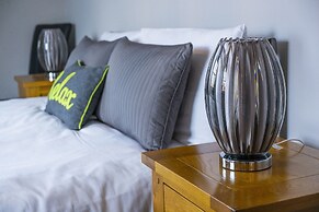 Pullman House Serviced Apartments