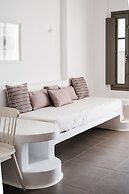 Amphitrite Suites Santorini