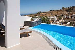 Amphitrite Suites Santorini
