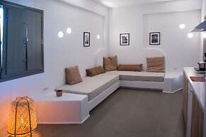 Amphitrite Suites Santorini