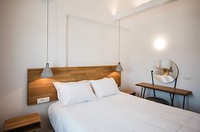 Amphitrite Suites Santorini