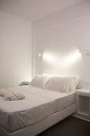 Amphitrite Suites Santorini