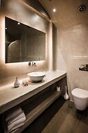Amphitrite Suites Santorini