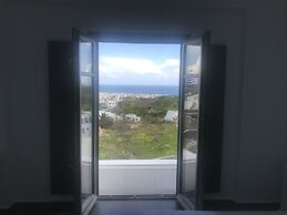 Amphitrite Suites Santorini