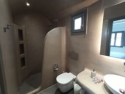 Amphitrite Suites Santorini