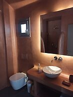 Amphitrite Suites Santorini