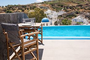 Amphitrite Suites Santorini