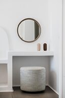 Amphitrite Suites Santorini