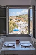 Amphitrite Suites Santorini