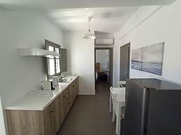 Amphitrite Suites Santorini