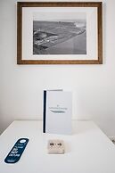 Amphitrite Suites Santorini