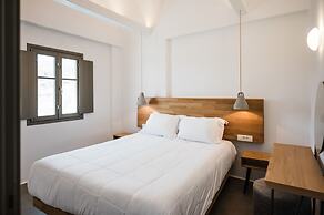 Amphitrite Suites Santorini