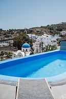 Amphitrite Suites Santorini