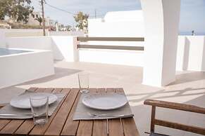 Amphitrite Suites Santorini