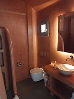 Amphitrite Suites Santorini