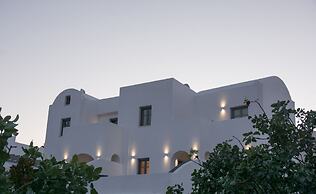 Amphitrite Suites Santorini
