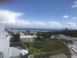 Amphitrite Suites Santorini