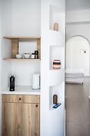 Amphitrite Suites Santorini