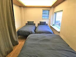 Higashi-Gokencho M-building 2F