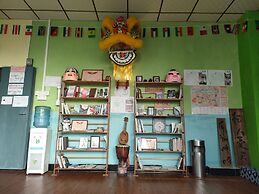 Foshan school age Youth Hostel