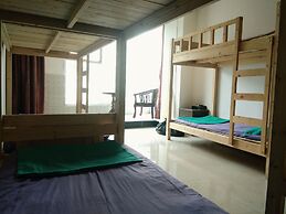 Foshan school age Youth Hostel