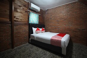 OYO 2779 Villa Gardenia Syariah