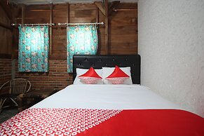 OYO 2779 Villa Gardenia Syariah