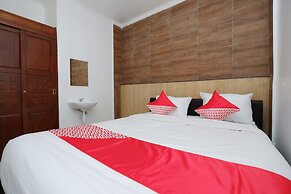 Super OYO 2803 Orchid House