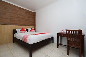 Super OYO 2803 Orchid House