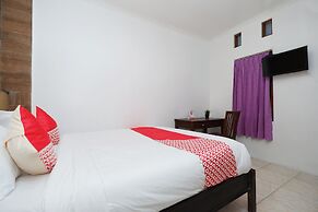 Super OYO 2803 Orchid House