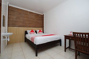 Super OYO 2803 Orchid House