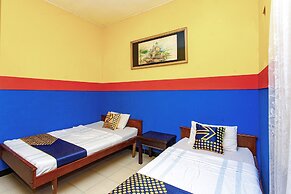 SPOT ON 2815 Hotel Damai