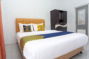 SPOT ON 2830 Azka Guest House Syariah