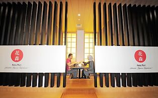 Azalea Suites Cikarang by Jayakarta Grup