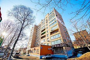 Apartment on Svetlanskaya 183