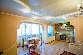 Apartment on Svetlanskaya 183