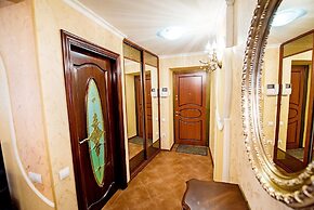 Apartment on Svetlanskaya 183