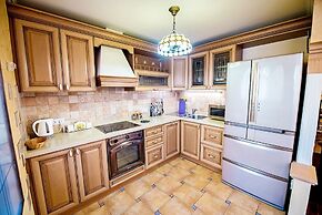 Apartment on Svetlanskaya 183