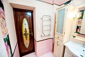 Apartment on Svetlanskaya 183