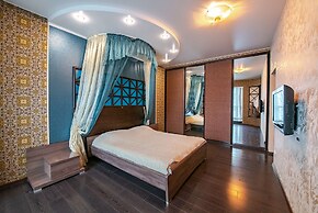 Apartment on Svetlanskaya 86