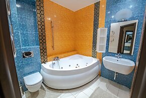 Apartment on Svetlanskaya 86